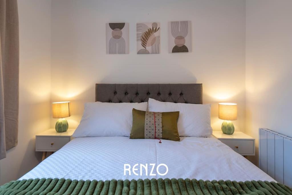 Apartment Stylish 2-bed In On-trent By Renzo, Free Parking And Wi-fi! Newark-on-Trent (Nottinghamshire)